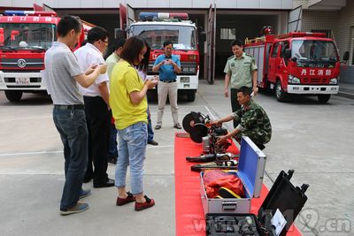 �D����Մ���F��